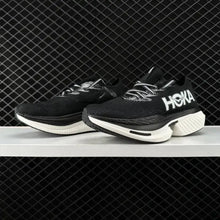 Hoka Cielo X1