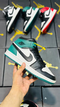 Nike Air Jordan 1 High Sneakers