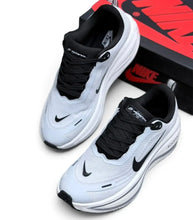 Nike Vomero 18 Plus