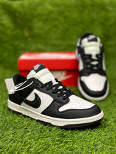 NIKE Dunk Low Retro Panda sneakers