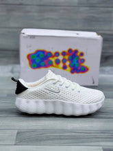 Nike Mind 002 Sneakers