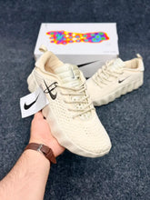 Nike Mind 002 Sneakers