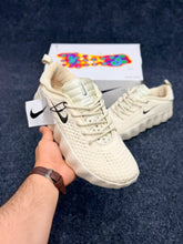Nike Mind 002 Sneakers