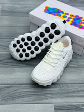 Nike Mind 002 Sneakers