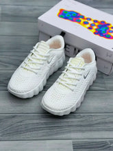 Nike Mind 002 Sneakers
