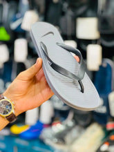 Nike On Deck Flip-Flops