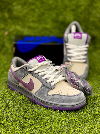 NIKE SB Dunk Low