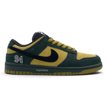 Nike SB Dunk Low Supreme Camper Green