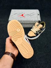 Nike SB Dunk Low Sneakers