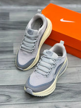 Nike ZoomX Vomero GORE-TEX Running Shoes