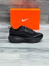 Nike ZoomX Vomero GORE-TEX Running Shoes