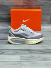 Nike ZoomX Vomero GORE-TEX Running Shoes