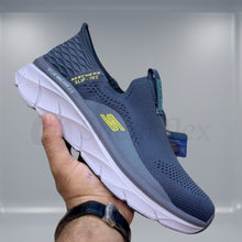 Sketcher - D'Lux Walker Slip-On  2.0