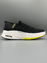 Sketchers - Distance Walker 2-0