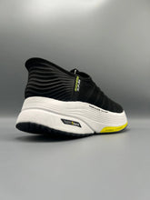 Sketchers - Distance Walker 2-0