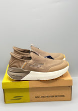 Skechers Max Protect slip-in