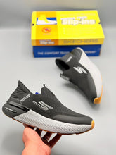Skechers Max Protect slip-in