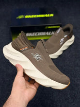 Skechers Skechwalk Carbon-Infused Hands-Free Slip-On