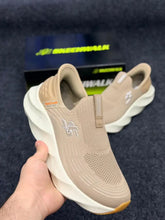 Skechers Skechwalk Carbon-Infused Hands-Free Slip-On