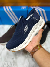 Skechers Hands-Free Slip-ins Glide-Step Max