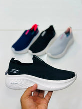 Skechers Ultra Light Womens