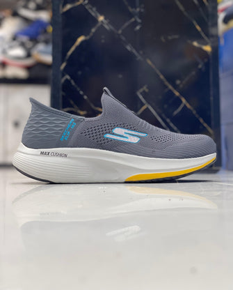 Sketchers - Slip ins Max Coushion (Premium Batch)